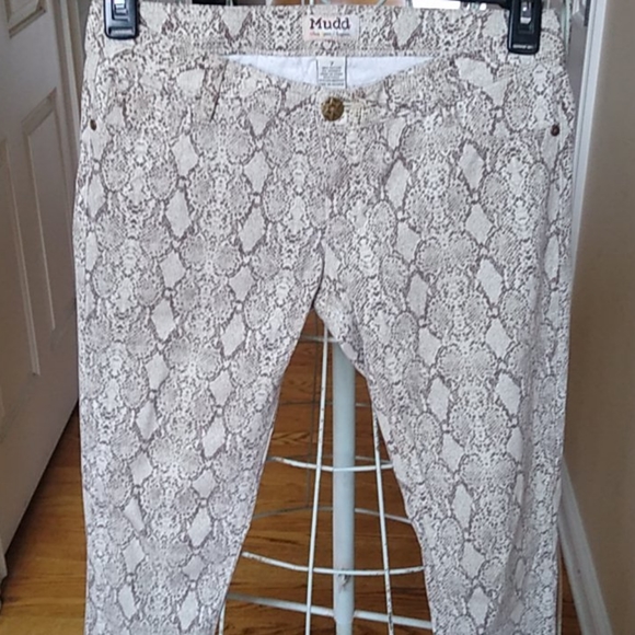 Mudd Jeans - Picture 3 of 11